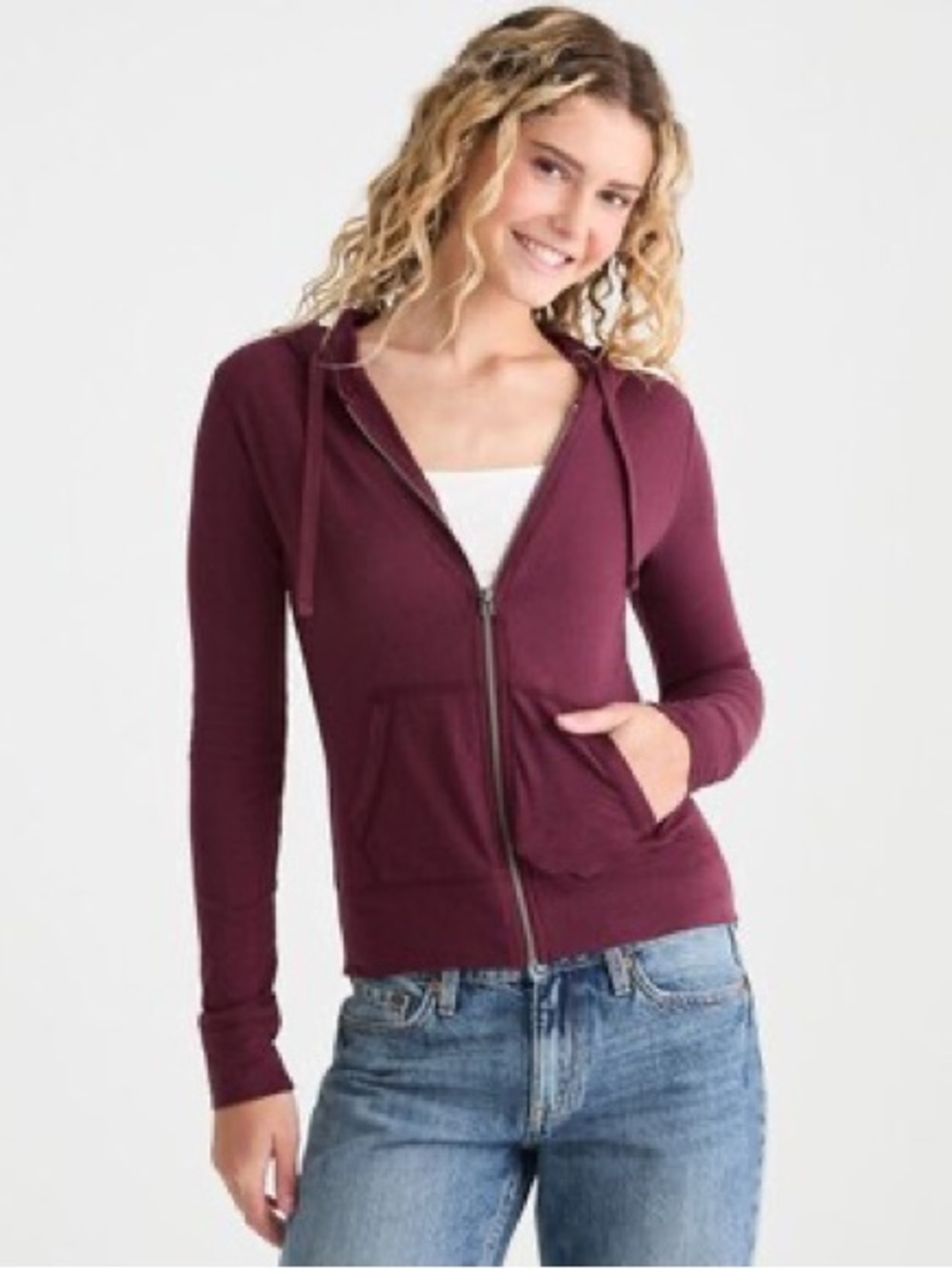 Aeropostale Women's Zip Hoodie in Wine